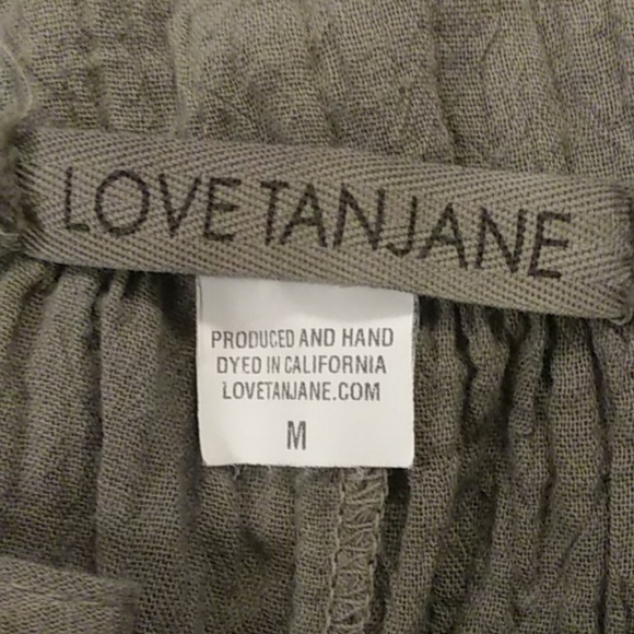 M NWOT LOVE TANJANE Dress. EE23 2495 - Picture 3 of 5
